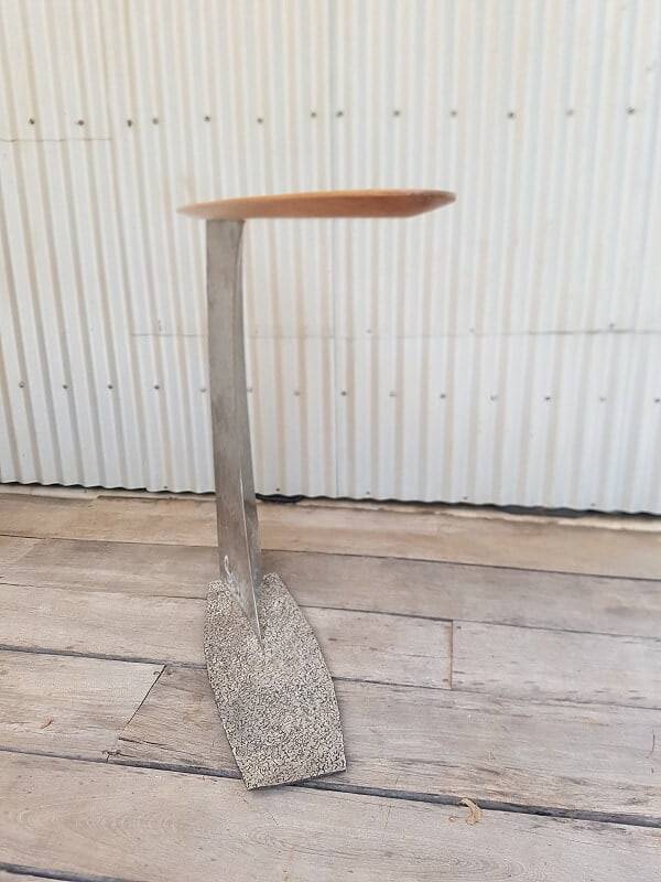 "Amplitude" - A Hybrid Style Table