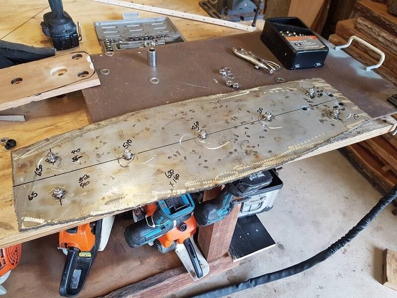 "Amplitude" - A Hybrid Style Table