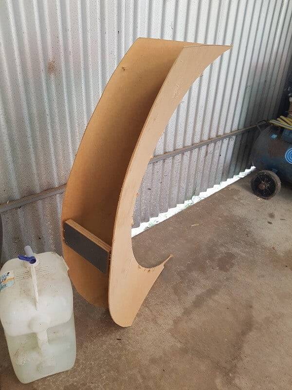 "Amplitude" - A Hybrid Style Table